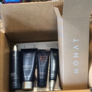 Monat Intensr Repair shampoo/conditioner set